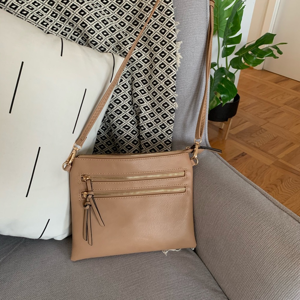Nude crossbody